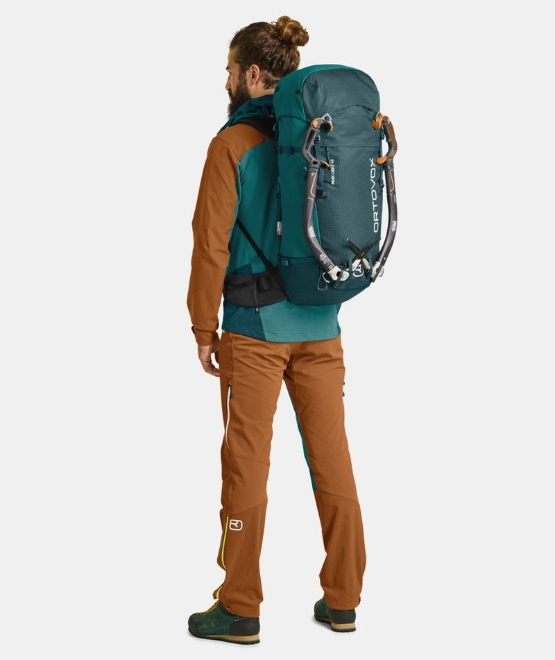 Laden Sie das Bild in Galerie -Viewer, Rucksack Ortovox Peak Light 40L dunkelpazifik
