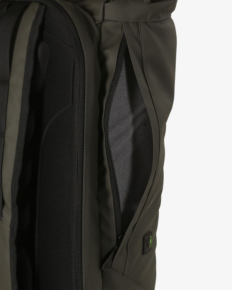 Laden Sie das Bild in Galerie -Viewer, Urbaner Rucksack Kilpi Nitron 25L DGN
