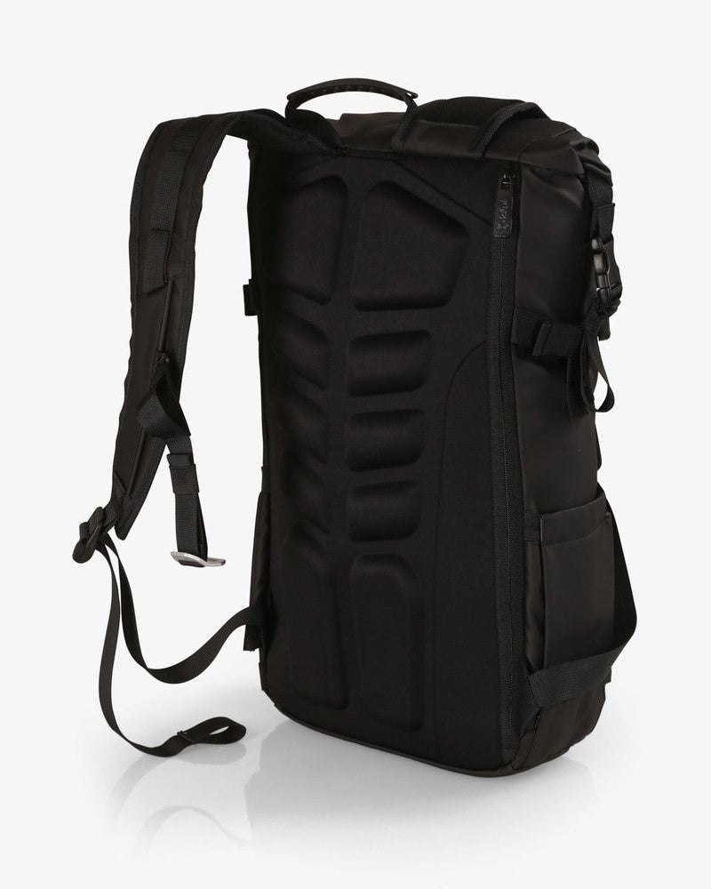 Laden Sie das Bild in Galerie -Viewer, City-Rucksack Kilpi Nuevo 15L BLK
