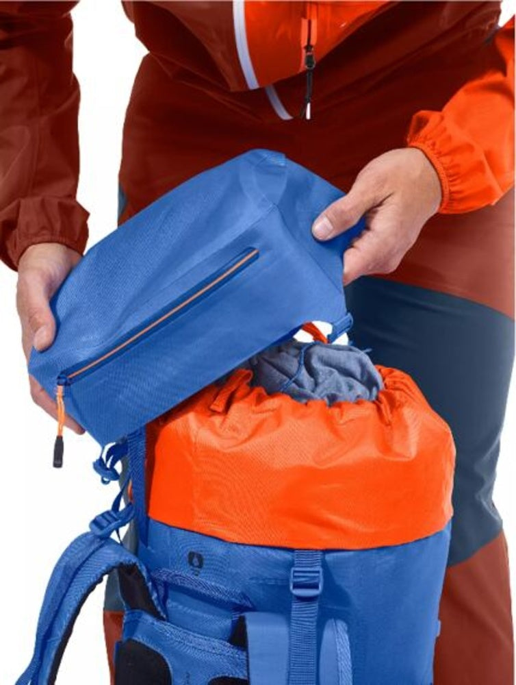 Laden Sie das Bild in Galerie -Viewer, Rucksack ORTOVOX Traverse 30L Dry Nur blau
